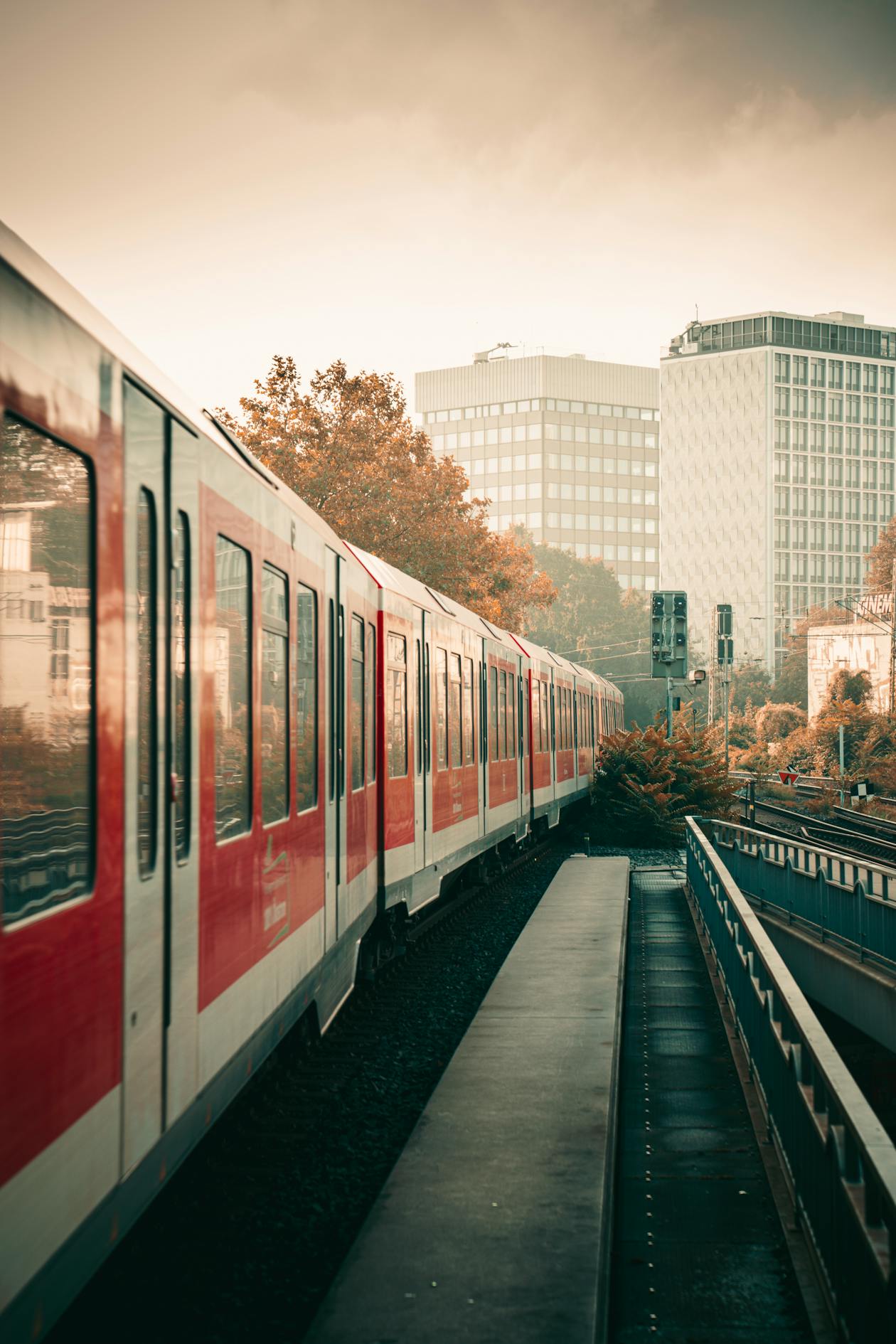 Heidelberg Hauptbahnhof: Sanierung 2026 durch die Deutsche Bahn und was sich ändert