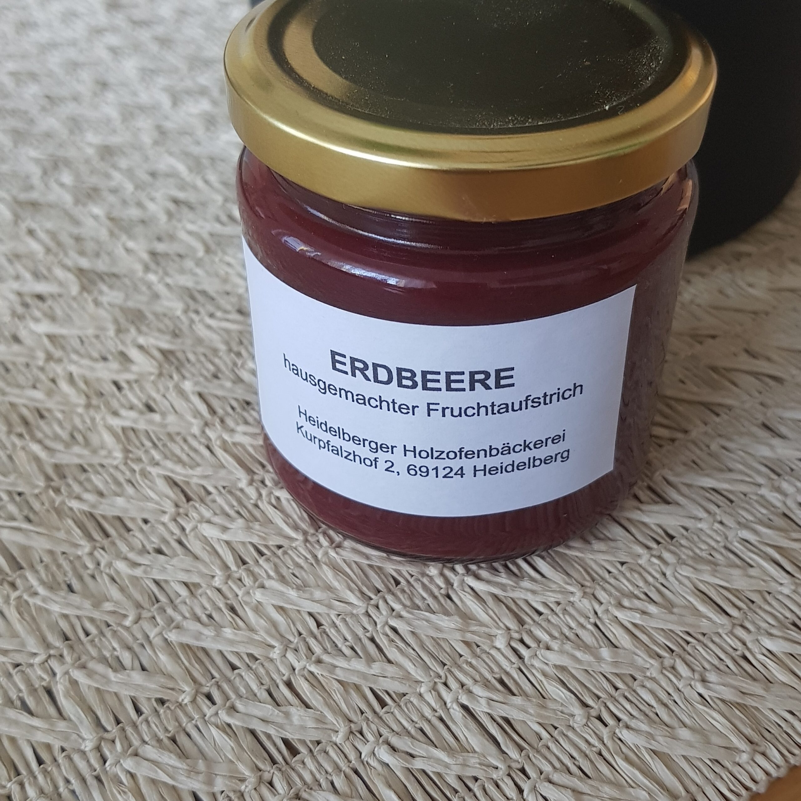 Hausgemachter Erdbeere Fruchtaufstrich Heidelberger Holzofenbäckerei